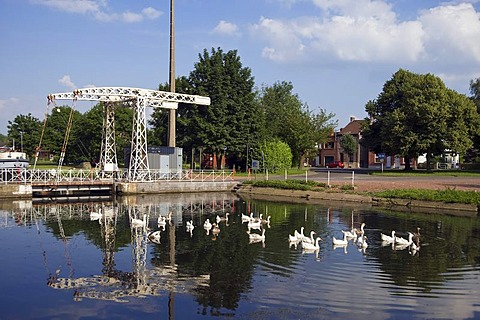 Canal du Centre, Unesco World Heritage Site, Bascule bridge, Hainaut Province, Belgium