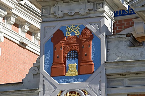 Detail, crest on the House of the Blackheads, Riga, Latvia, Baltic States