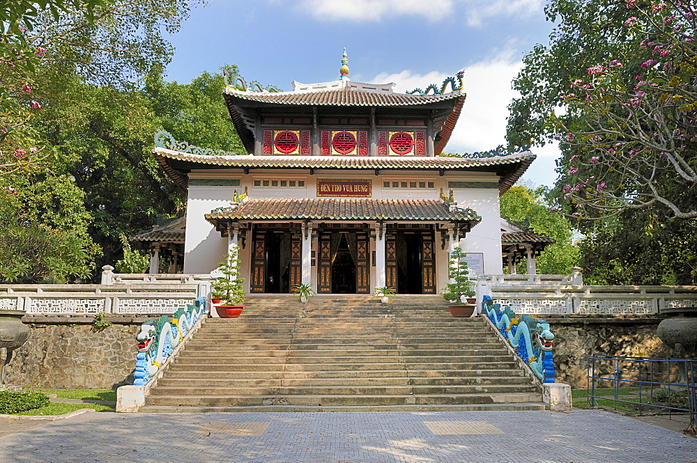 Pagoda in the Botanical Garden of Saigon, Ho Chi Minh City, Vietnam, Southeast Asia