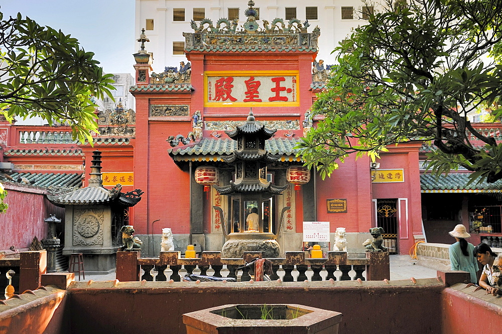 Jade Emperor Pagoda, Ho Chi Minh City, Saigon, Vietnam, Southeast Asia