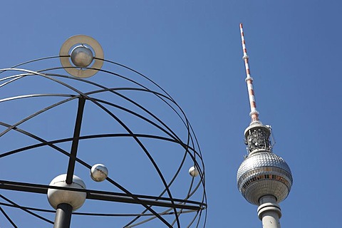 Fernsehturm TV tower and World Clock on Alexanderplatz square, Berlin, Germany, Europe