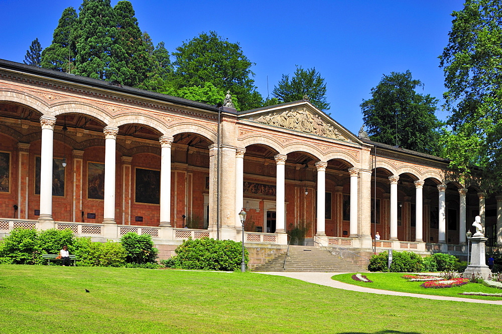 Trinkhalle pump room with Corinthian columns, Baden-Baden, Black Forest, Baden-Wuerttemberg, Germany, Europe