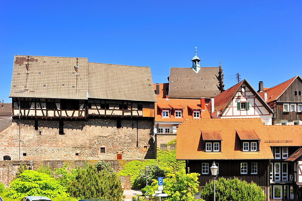 Zehntscheuern tithe barn on the old city walls, Gernsbach, Murgtal, Black Forest, Baden-Wuerttemberg, Germany, Europe