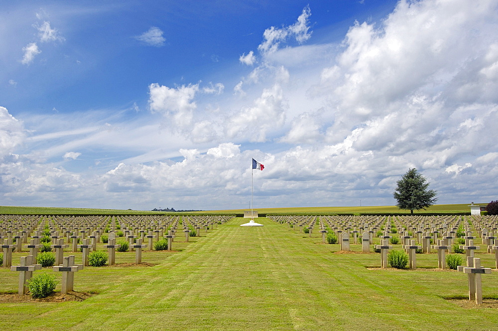 First World War Cemetery at Soissons, Picardie, Aisne, Somme valley, France, Europe