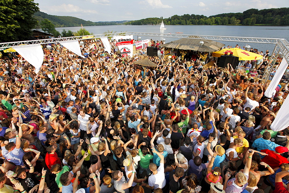 Sundance festival, dance party with techno and house music, in the Seaside Beach Club at Baldeneysee lake, Essen, Ruhrgebiet area, North Rhine-Westphalia, Germany, Europe