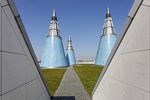 Art- and exhibition-hall of the German Federal Republic, conical light towers, roof-top garden, Bonn, North Rhine-Westphalia, Europe