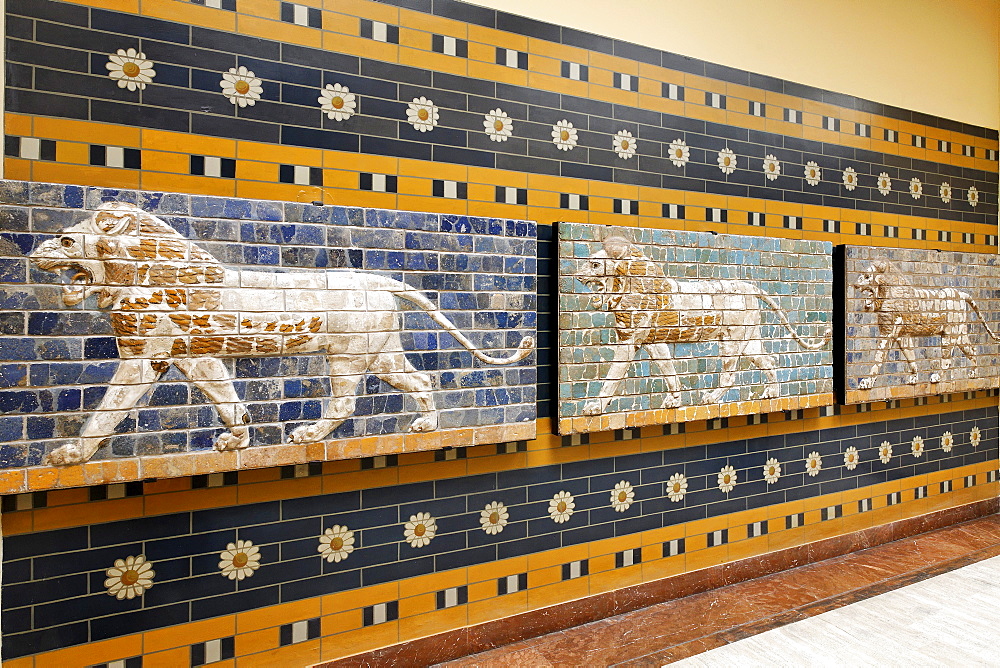 Three lions, brick relief from the Babylonian Ishtar Gate, Archeological Museum, Topkapi Palace, Istanbul, Turkey