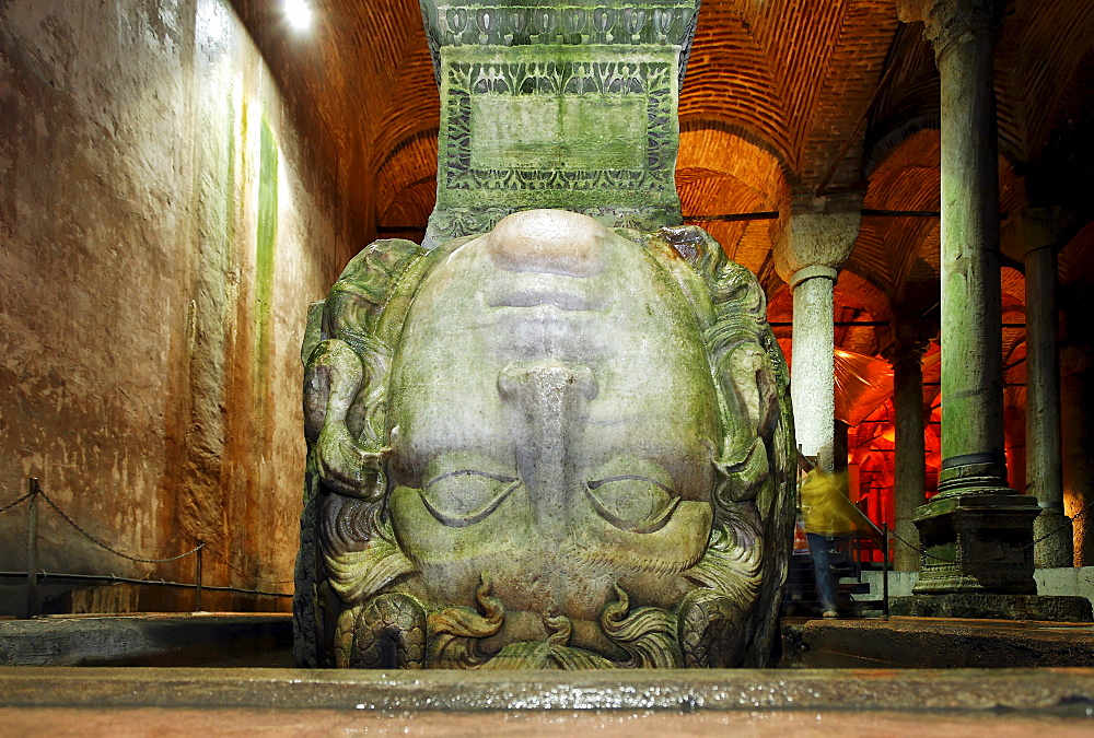 Monumental head of a medusa, upside down, Yerebatan Sarayi, Byzantine cistern, Sultanahmet, Istanbul, Turkey