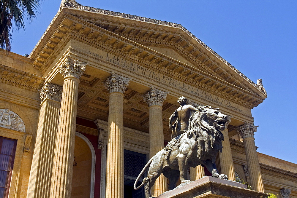 Massimo Theatre, Teatro Massimo, opera house, Piazza Verdi, Palermo, Sicily, Italy, Europe