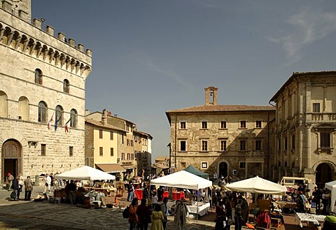 Piazza Grande Square, Palazzo Comunale, Montepulciano, Tuscany, Italy, Europe