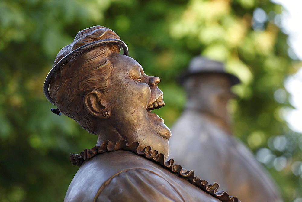 Bronze sculptures by Manfred Deix in front of the Karikaturmuseum caricature museum, art mile in Krems, Wachau region, Lower Austria, Austria, Europe