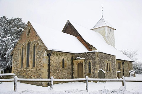 St Mary's church, snow, Sulhamstead Abbots, Reading, Berkshire, England, United Kingdom