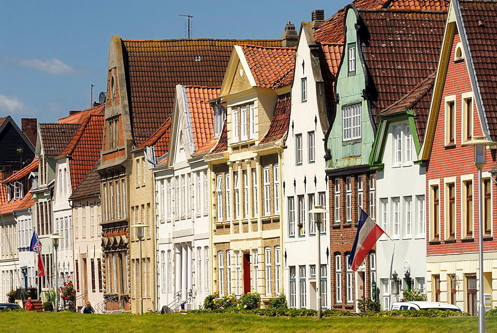 Glueckstadt, heritage-protected row of houses at the inland port, Steinburg district, Schleswig-Holstein, Germany, Europe