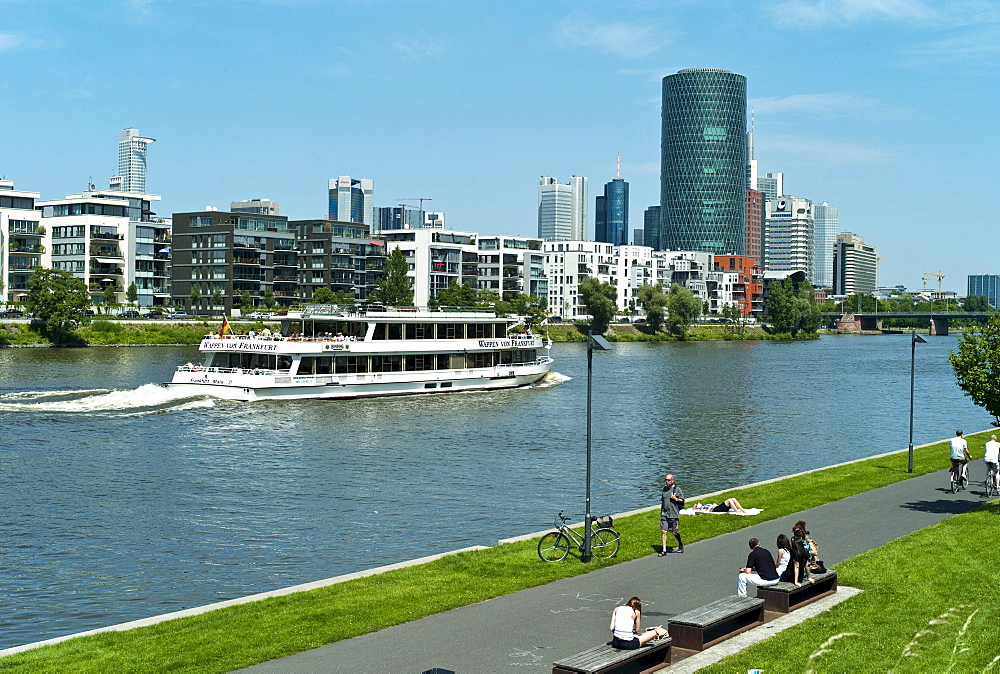 Excursion boat "Crest of Frankfurt", Westhafen, Frankfurt, Hesse, Germany, Europe