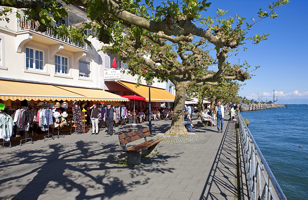 Waterfront promenade on Lake Constance in Meersburg on Lake Constance, administrative region Tuebingen, Bodenseekreis district, Baden-Wuerttemberg, Germany, Europe