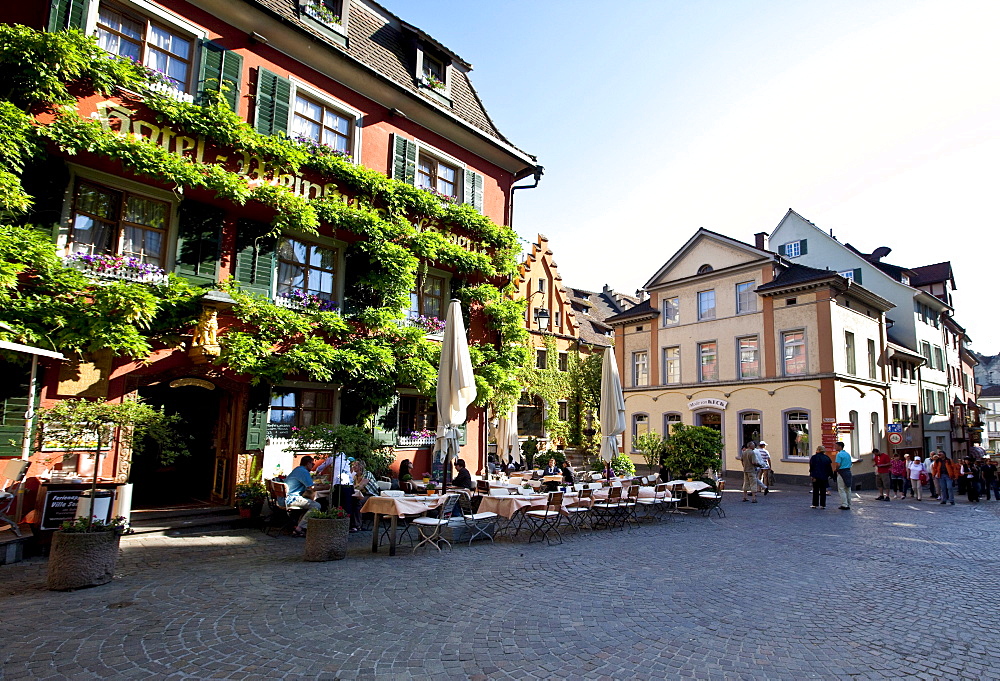 Hotel and Weinstube wine tavern Loewen, Meersburg on Lake Constance, administrative district of Tuebingen, Bodenseekreis district, Baden-Wuerttemberg, Germany, Europe