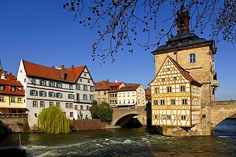 Old town hall with upper bridge over the Regnitz river, Bamberg, Upper Franconia, Bavaria, Germany, Europe