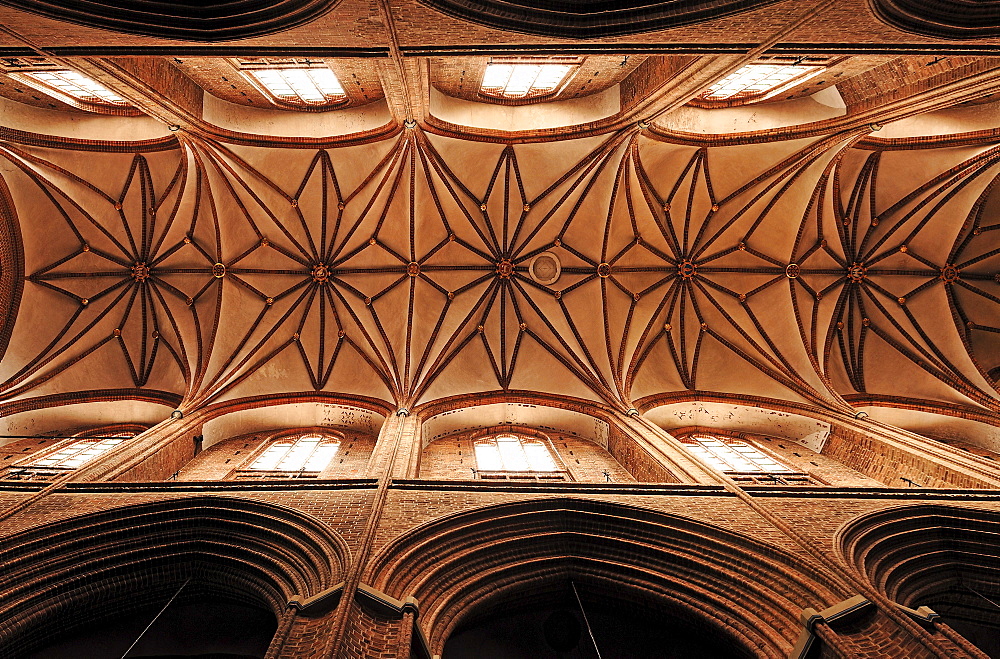 Gothic vaulted ceiling of St. Nicholas Church, Lueneburg, Lower Saxony, Germany, Europe