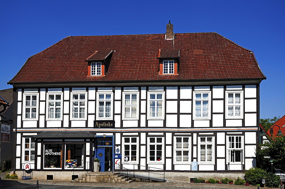 Lower Saxony half-timbered house "Alte Apotheke" "Old Pharmacy", 18th cent., Bad Essen, Lower Saxony, Germany, Europe