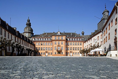 Castle Square and Berleburg Castle, Bad Berleburg, district of Siegen-Wittgenstein, Rothaarsteig, North Rhine-Westphalia, Germany, Europe
