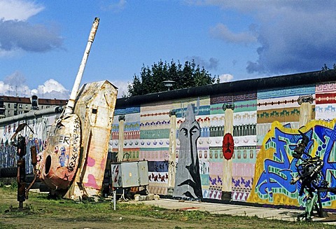 Sculpture Park and the remains of the Berlin Wall at Potsdamer Platz square, after the fall of the Berlin Wall, Berlin, Germany, Europe