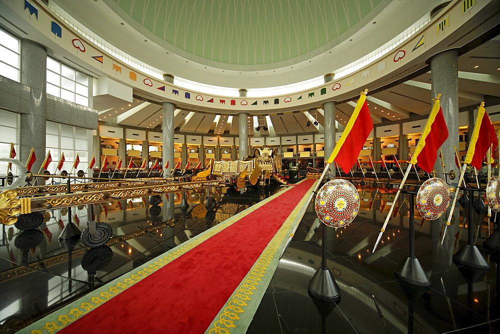 Royal Treasury, Royal Regalia Museum in the capital city, Bandar Seri Begawan, Brunei, Asia