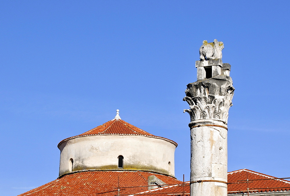 Detail of Roman column and dome of St. Donat Church, Crkva svetog Donata, in Zadar, Dalmatia, Croatia, Europe