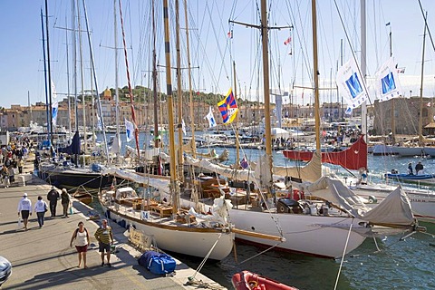 Sailing yachts harbouring in the marina of Saint-Tropez during the sailing regatta "Les Voiles de Saint-Tropez", Departement Var, at the Cote d'Azur, Provence, Southern France, France