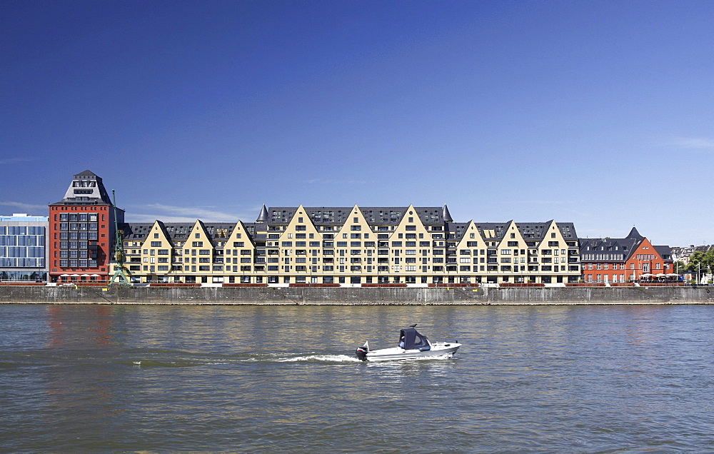 Siebengebirge and Silo 23, storehouses converted into homes and offices at the Rheinauhafen harbour, Cologne, Rhineland, North Rhine-Westphalia, Germany, Europe