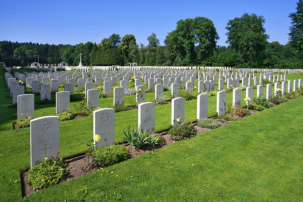 Durnbach war cemetery, war graves, 2960 soldiers killed in action, World War 2, Durnbach, Upper Bavaria, Bavaria, Germany, Europe