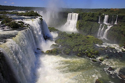 Iguacu, Iguacu Waterfalls from the Brazilian side, UNESCO World Heritage Site, Iguacu National Park, Brazil, South America