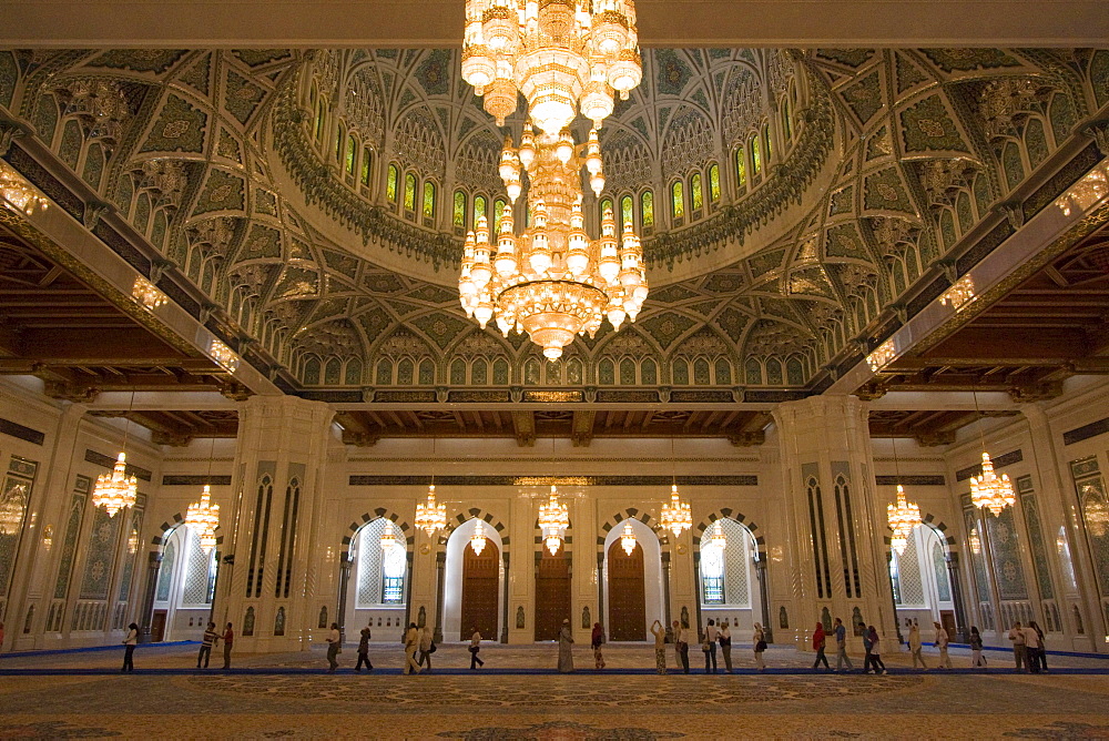 Sultan Qaboos Grand Mosque, Muscat, Oman, Middle East