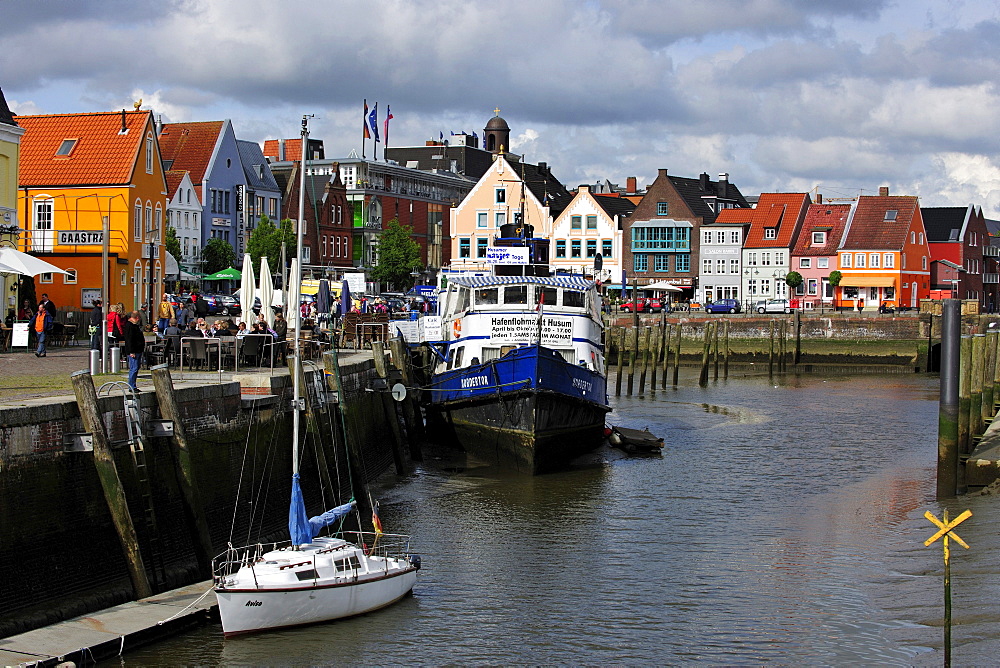 Harbour of Husum, North Sea coast, Schleswig Holstein, Germany, Europe