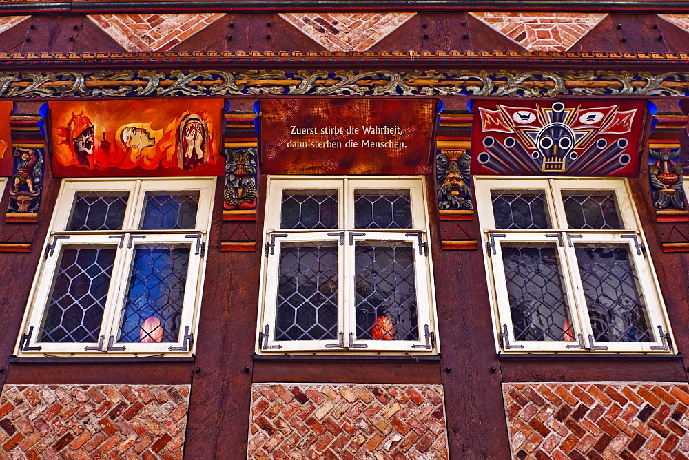 Detail of the front of the Knochenhaueramtshaus butcher's guild house on the market square, Hildesheim, Lower Saxony, Germany, Europe