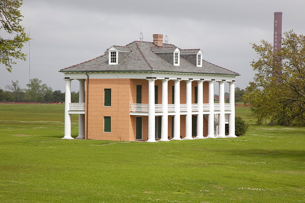 The Malus-Beauregard House on the Chalmette Battlefield, site of Gen. Andrew Jackson's victory over British troops in the Battle of New Orleans in 1815, Chalmette, Louisiana, USA