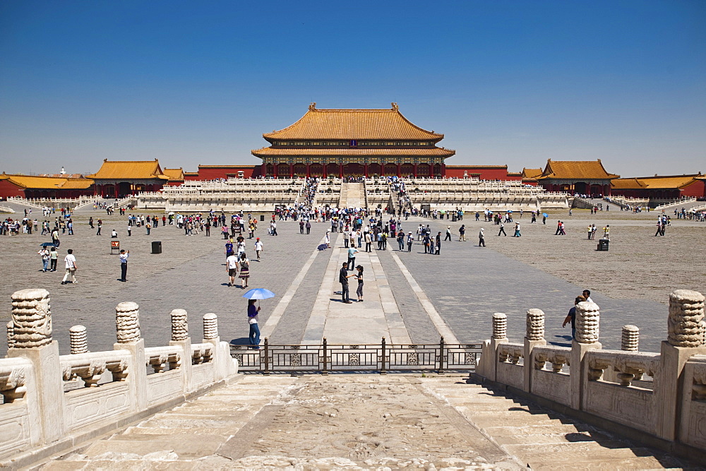 Crowd in front of the Gate of Supreme Harmony, Forbidden City, Beijing, China, Asia