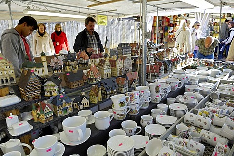 Crockery and miniature houses made of ceramic, Auer Dult, Munich, Bavaria, Germany, Europe