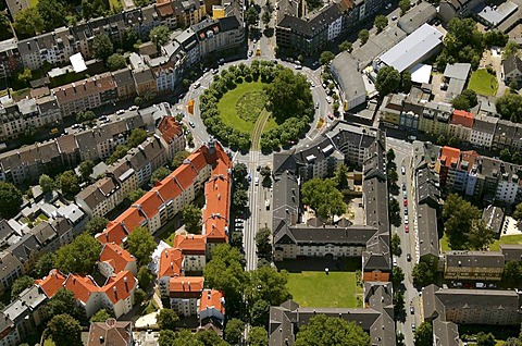 Aerial photograph, Borsigplatz with tram tracks and renovated residential apartment blocks, Dortmund, Ruhr district, North Rhine-Westphalia, Germany, Europe