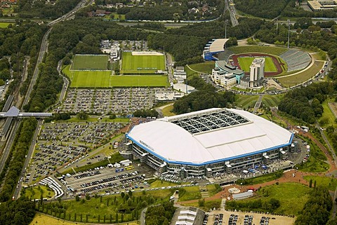 Aerial photo, parking area, Schalker pitch, Arena Auf Schalke, Schalke arena, Veltins Arena, medicos.AufSchalke Reha, Gelsenkirchen Buer, Ruhr area, North Rhine-Westphalia, Germany, Europe