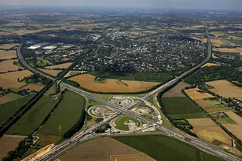 Aerial view, town of Kamen at top, Kamener Kreuz, motorway junction, A1 and A2 motorways, structural alteration works, Kamen, Ruhr Area, North Rhine-Westphalia, Germany, Europe