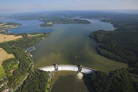 Aerial photograph, concrete dam, Moehne Reservoir, Delecke, Soest region, Sauerland, North Rhine-Westphalia, Germany, Europe