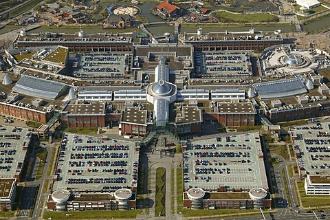 Aerial photograph of Centro and Centropark, shopping center, Neue Mitte, Oberhausen, Ruhr Area, North Rhine-Westphalia, Germany, Europe