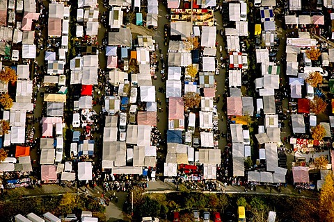 Aerial picture, Schalke flea market, Gelsenkirchen, Ruhr area, North Rhine-Westphalia, Germany, Europe