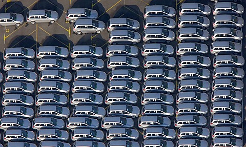 Aerial photo, OPEL Werk 1 Laer, Opel car factory plant 1, parking lot for new ZAFIRA cars before delivery, Bochum, Ruhr district, North Rhine-Westphalia, Germany, Europe