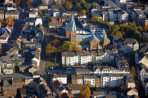 Aerial photo, Catholic parish church St. Aloysius, Iserlohn, Maerkischer Kreis, Sauerland, North Rhine-Westphalia, Germany, Europe