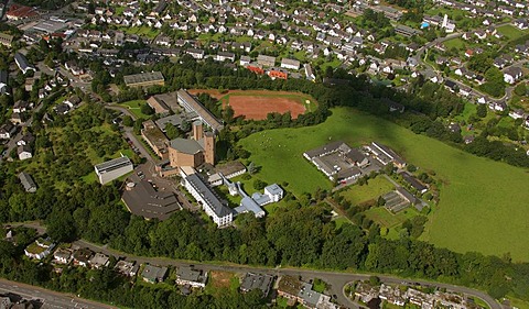 Aerial photo, Benedictine Abbey Koenigsmuenster, Haus der Stille, House of Silence, Meschede, Hochsauerlandkreis, Sauerland, North Rhine-Westphalia, Germany, Europe