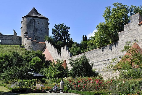 Castle wall and watch tower, Burghausen Castle, Upper Bavaria, Bavaria, Germany, Europe