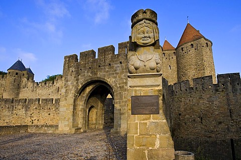 Port Narbonnaise, Medieval City, Carcasonne, Languedoc-Roussillion, France, Europe