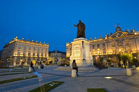 Grand Hotel, Memorial to Stanislas, City Hall, Hotel de Ville in Nancy, Lorraine, France, Europe, PublicGround