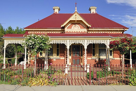 Domestic colonial style house, Bendigo, Victoria, Australia